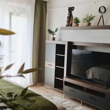 Life Apartment