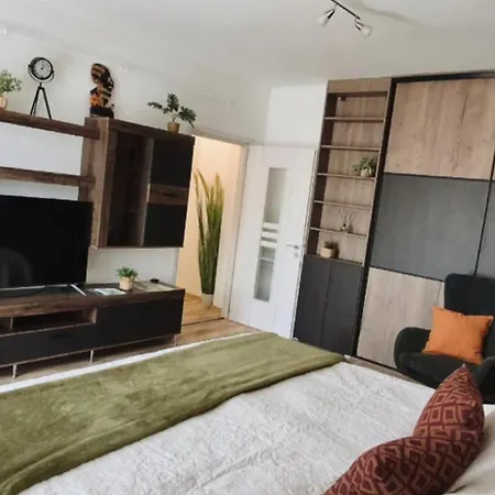 Life Apartment Mako